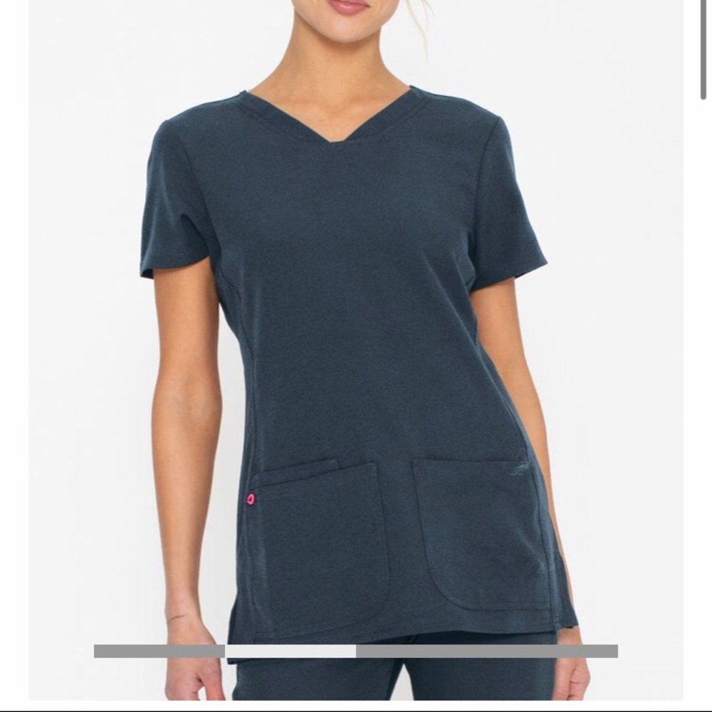 Heartsoul scrub top v-neck